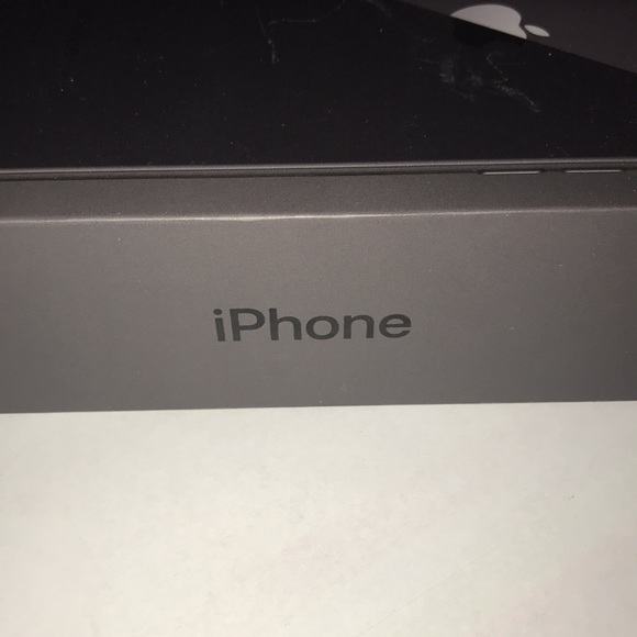 iPhone 8Plus BOX ONLY - Picture 5 of 5